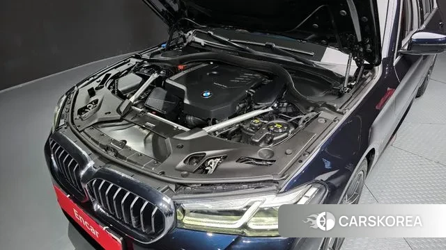 BMW 5 Series (G30) id 3555575 из Кореи 16