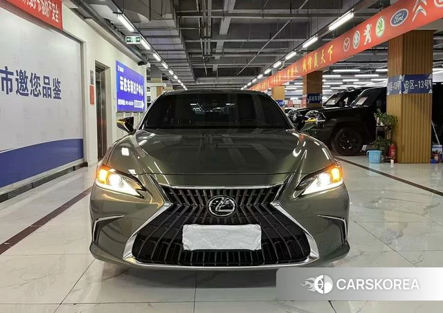 Lexus ES id 4276293 из Китая 10