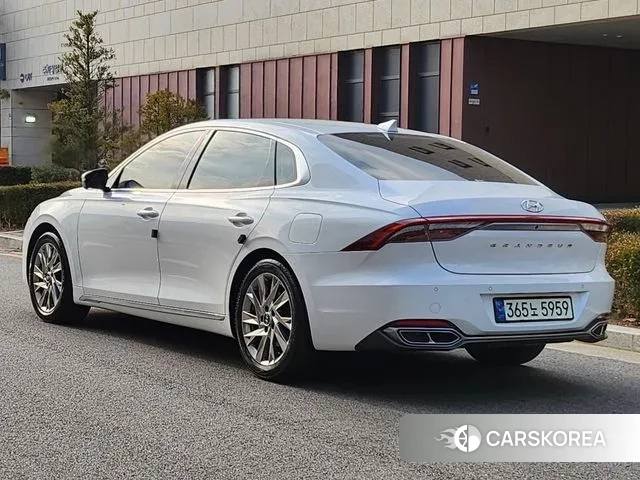 Hyundai The New Grandeur IG Hybrid id 3401796 из Кореи 15