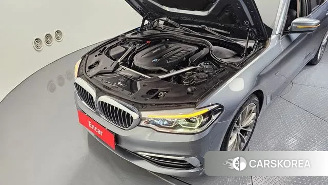 BMW 5 Series (G30) id 3505245 из Кореи 16