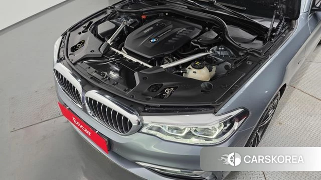 BMW 5 Series (G30) id 4424714 из Кореи 16