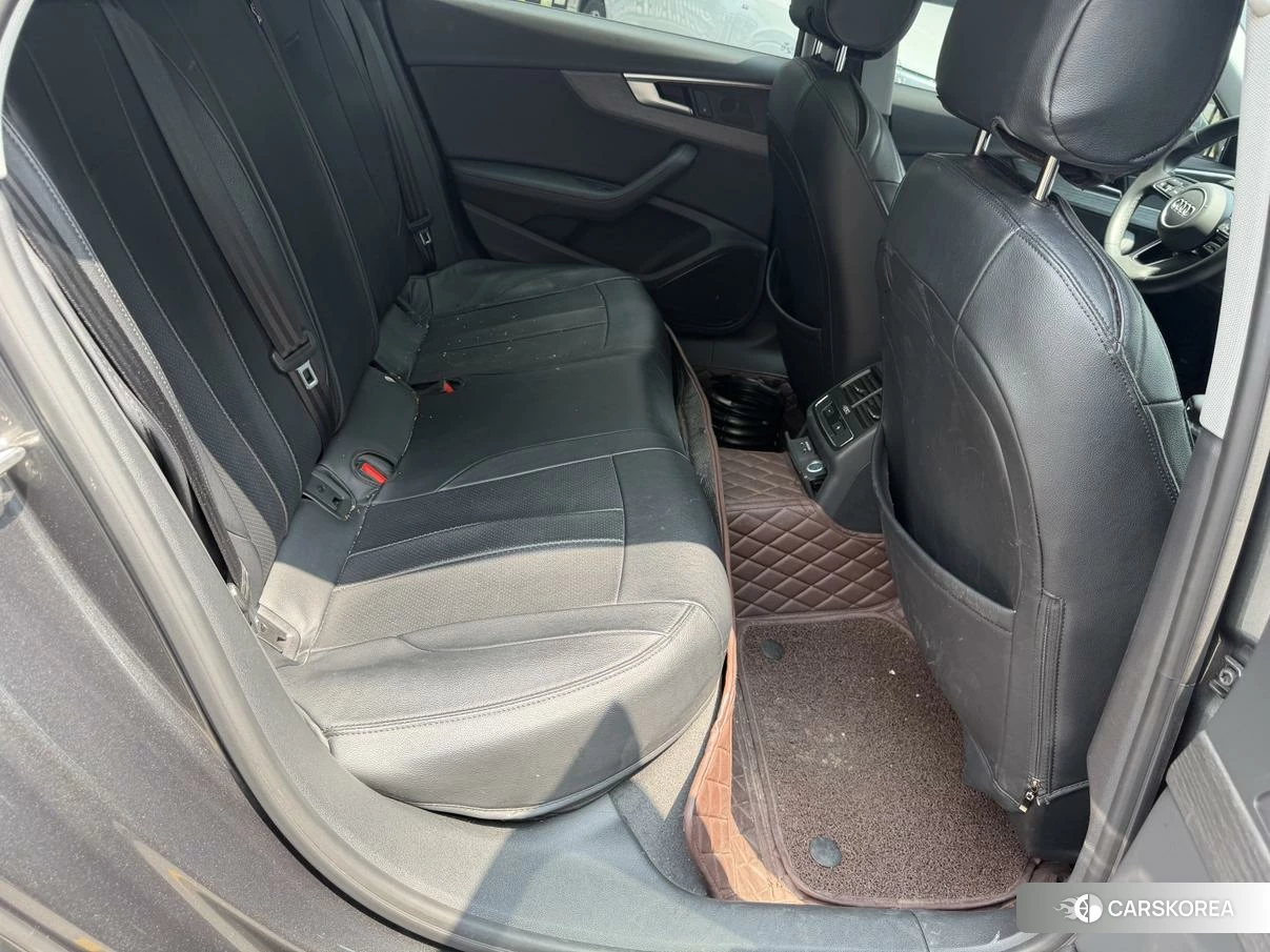 Audi A4L id 4420011 из Китая 8
