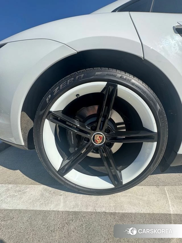 Porsche Taycan 2022 Белый из Кореи, фото 6