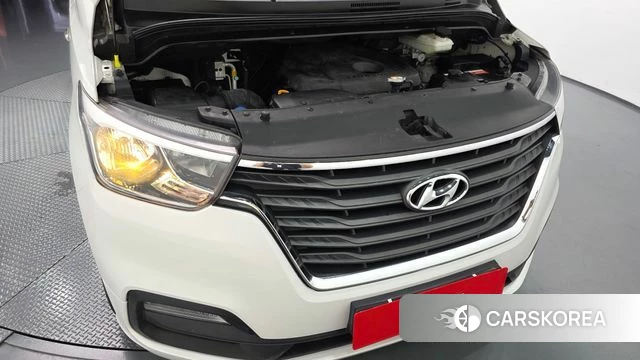 Hyundai The New Grand Starex id 4873606 из Кореи 29