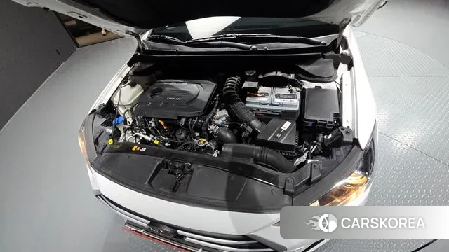 Hyundai Avante AD id 3176780 из Кореи 16