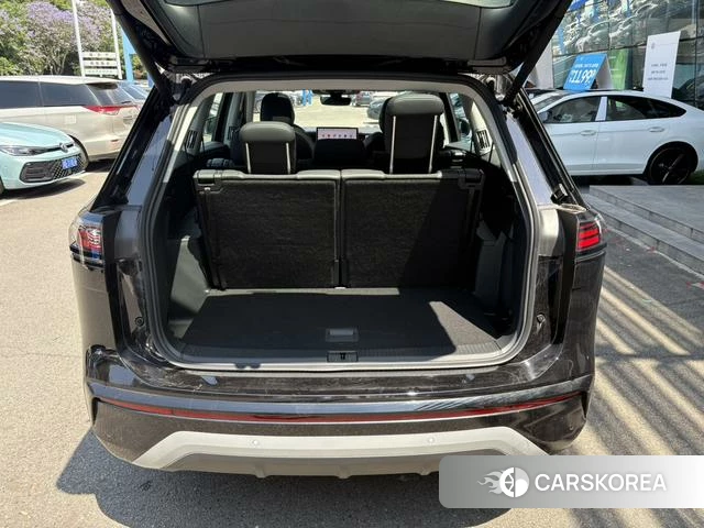 Volkswagen Tourang id 4341695 из Китая 16