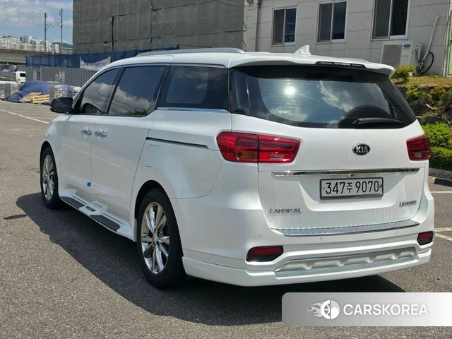 Kia The New Carnival id 4304996 из Кореи 16