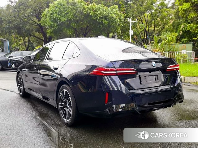 BMW 5 series id 4321417 из Китая 11