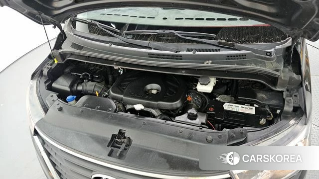 Hyundai The New Grand Starex id 4285844 из Кореи 26