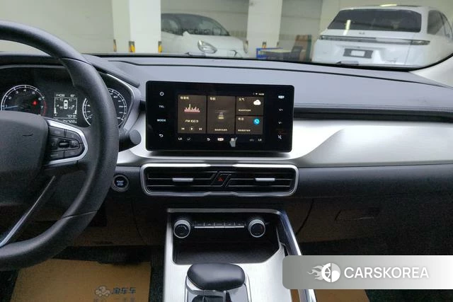 Geely Automobile Binyue id 4253132 из Китая 13