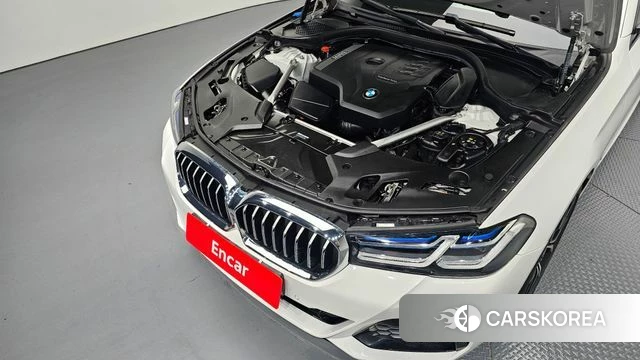 BMW 5 Series (G30) id 4792626 из Кореи 28