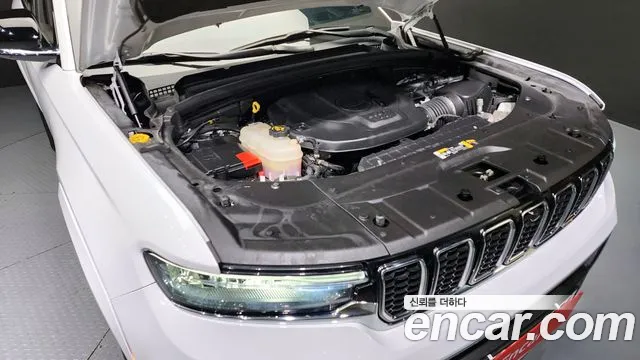 Jeep Grand Cherokee (WL) id 2842692 из Кореи 16