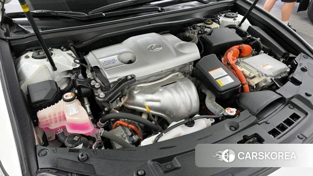 Lexus New ES300h id 4397811 из Кореи 27