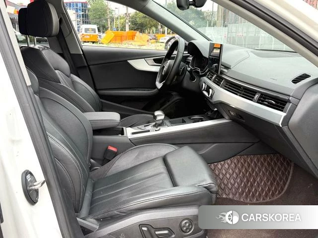 Audi A4L 2022 Белый из Китая, фото 6