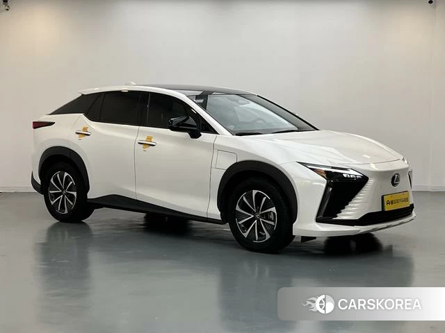 Lexus RZ id 4300040 из Китая 16