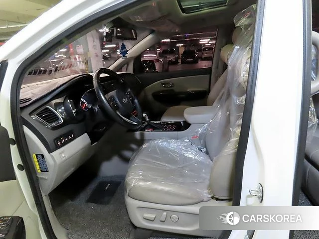 Kia The New Carnival id 4180390 из Кореи 16