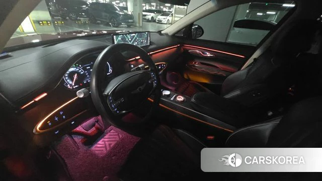 Genesis GV70 2021 Красный из Кореи, фото 6