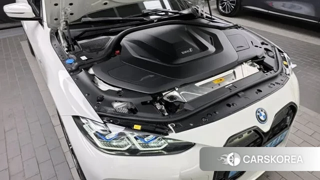 BMW i4 id 3394546 из Кореи 16