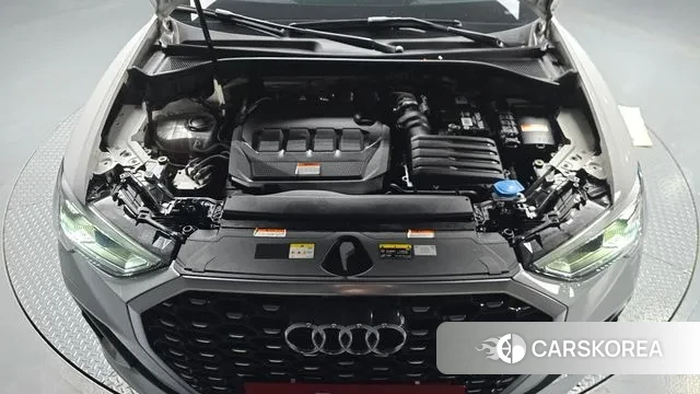 Audi Q3 (F3) id 3685203 из Кореи 16