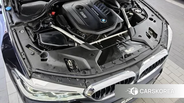 BMW 5 Series (G30) id 3284059 из Кореи 16