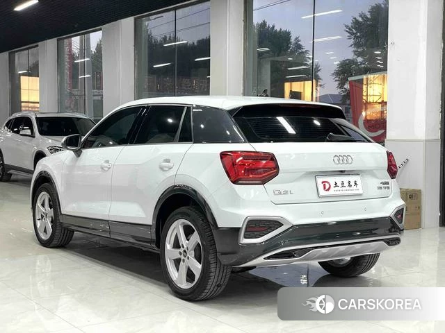 Audi Q2L id 4380530 из Китая 12