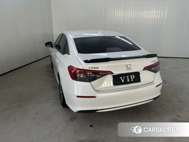 Honda Civic id 4365944 из Китая 15