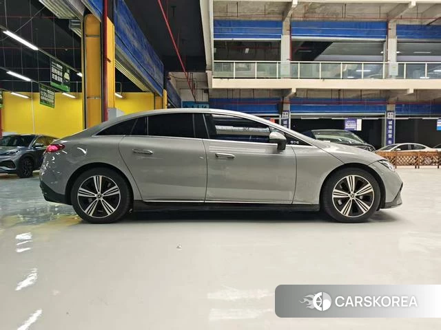 Mercedes-Benz EQE 2023 Серебристо-серый из Китая, фото 6