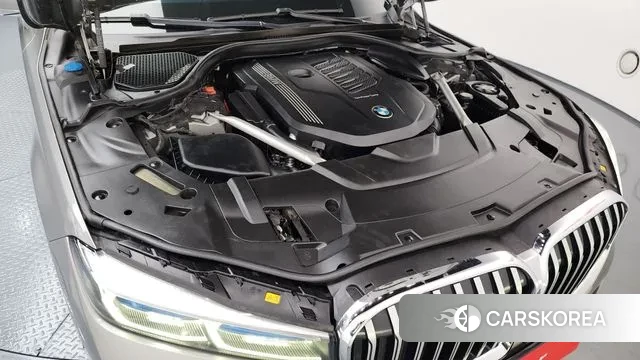 BMW 7 Series (G11) id 3301969 из Кореи 16