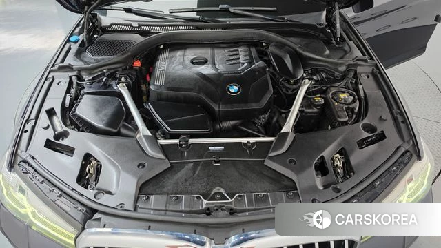 BMW 5 Series (G30) id 4793995 из Кореи 35