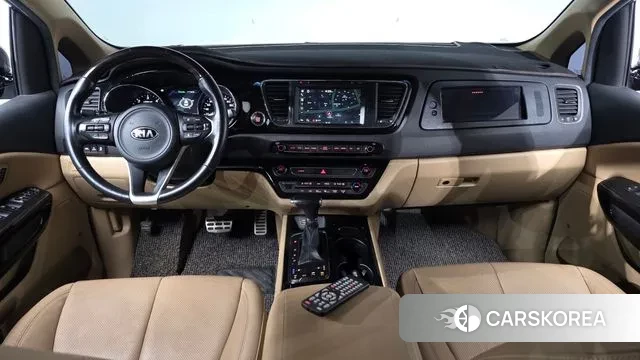 Kia All New Carnival id 3510221 из Кореи 16