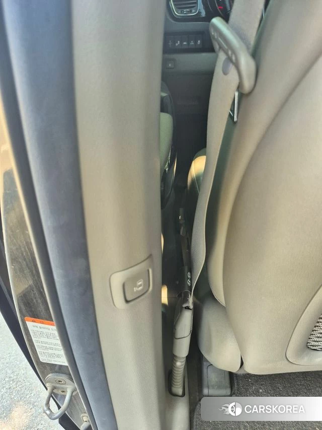 Kia The New Carnival id 4434990 из Кореи 9