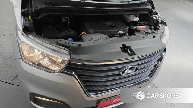 Hyundai The New Grand Starex id 4563061 из Кореи 16
