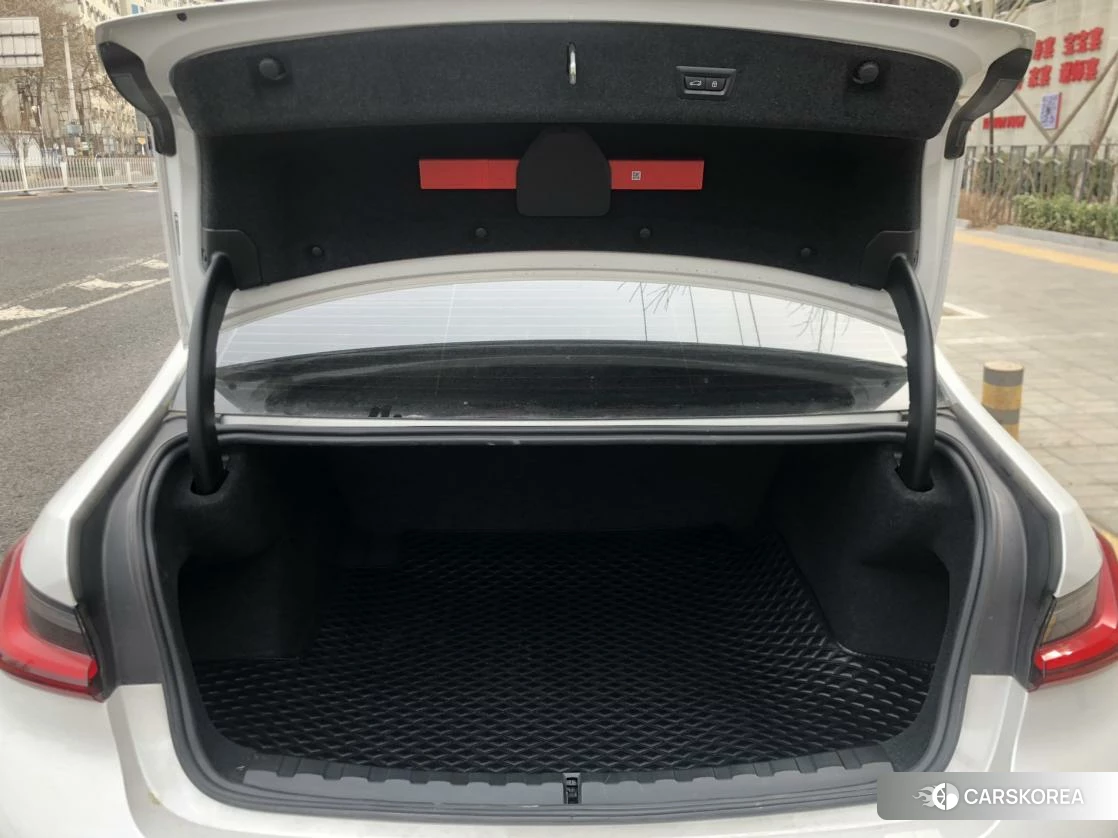 BMW 3 series id 4513492 из Китая 22