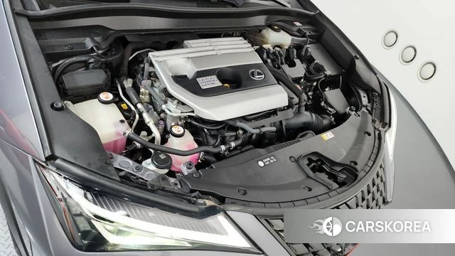 Lexus UX250h id 4331455 из Кореи 32