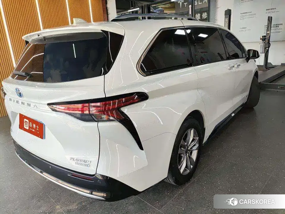Toyota Sienna 2022 Белый из Китая, фото 6