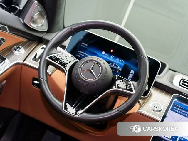 Mercedes-Benz Maybach S-class id 4260260 из Китая 21