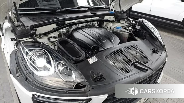 Porsche Macan id 3588611 из Кореи 16