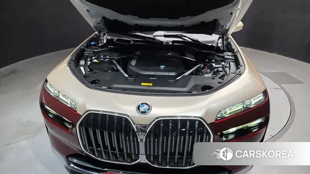 BMW 7 Series (G70) id 3644957 из Кореи 16