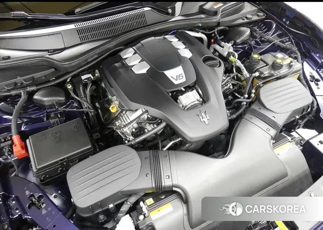 Maserati Ghibli id 3428532 из Кореи 16