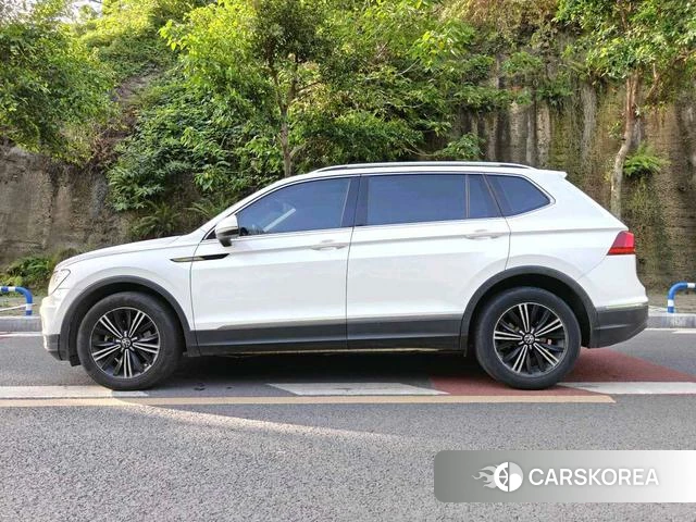 Volkswagen Tiguan L id 4272601 из Китая 14