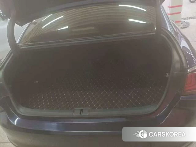 Lexus ES id 4329212 из Китая 9