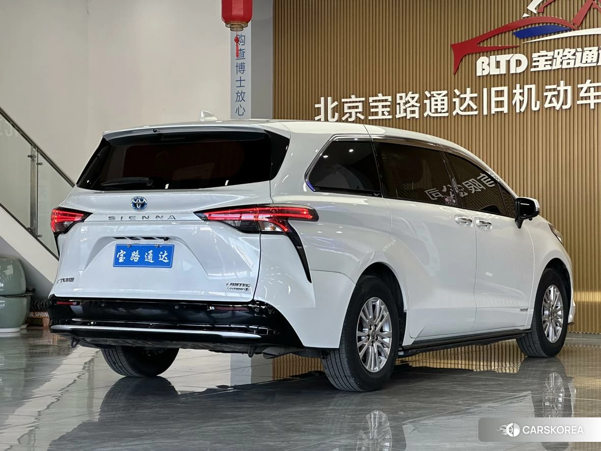 Toyota Saina id 4504770 из Китая 12