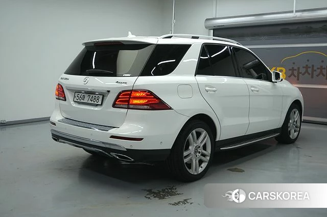 Mercedes-Benz GLE - Class W166 id 4298854 из Кореи 16