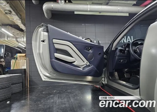 Aston Martin Vantage 2nd Generation id 2627008 из Кореи 16