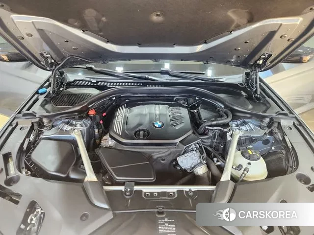 BMW 5 Series (G30) id 3732836 из Кореи 16