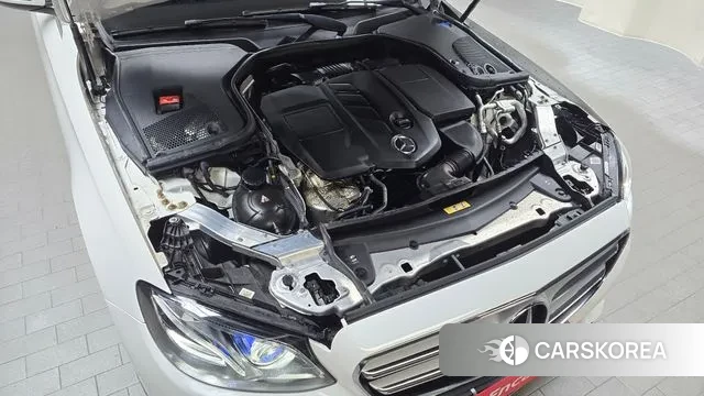 Mercedes-Benz E-Class W213 id 3329901 из Кореи 16