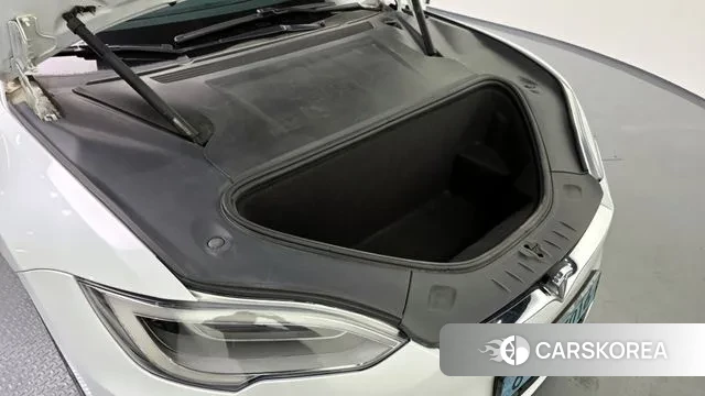 Tesla Model S id 3509587 из Кореи 16