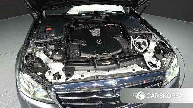 Mercedes-Benz E-Class W213 id 4529997 из Кореи 28