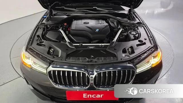 BMW 5 Series (G30) id 3026936 из Кореи 16