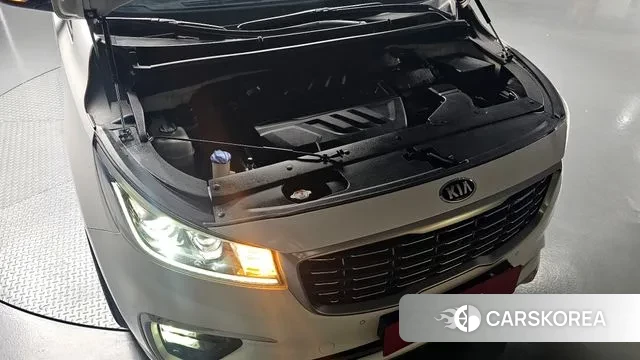 Kia The New Carnival id 3423230 из Кореи 16